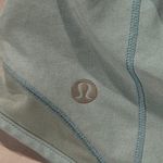 Lululemon Hotty Hot Short 2.5” Photo 4