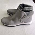 Vionic Norwood Leather Suede Women's Gray Winter Boots Size 10 Photo 3