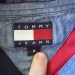 Tommy Hilfiger Vintage 90s Tommy Jeans Hilfiger Woman’s Size 8 LS Button American Flag Shirt Photo 4