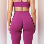 Paragon NWT  RecStretch™
Original Sculptseam® Plus Legging
$68 MSRP Photo 5