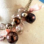 Pink cluster bow beaded necklace Photo 2