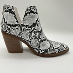 Mysoft Boots Womens 8 Black White Slip on Cutout Mid Heel Booties Western NEW‎ Photo 2