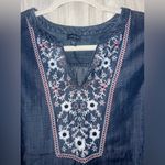 J. Jill Denim Indigo Chambray Embroidered‎ Sleeveless Blouse 100% Lyocell Boho M Blue Size M Photo 3