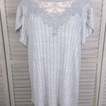 SheIn  (Curve) Tulip Puff Sleeve T-Shirt with Lace Neckline Light Gray-2XL Photo 0