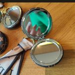 Super cuter cosmetic mirror bag charm/keychain NWT White Photo 2