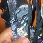 American Eagle 403.  floral v neck jumpsuit size large Photo 10