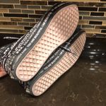 Vans Authentic  WE ARE BEAUTIFUL Woman’s Shoe size 7 tapered‎ high tops sk8 Photo 5