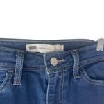 Levi's  Women's Size 7 Waist 28 High Rise Short‎ Dark Wash Photo 4