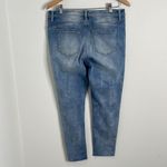 Bandolino  lisbeth raw ankle hem patchwork dyed Capri jeans.  Size 10. Photo 8