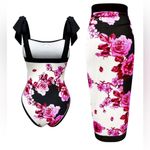 NWT AD Floral Pattern 2 Piece Swimsuits Rose Red Size M Photo 2