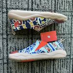 UIN Sculpture Toledo II Travel Shoes NWT Size 5 Photo 4