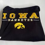 university of iowa sweatshirt Photo 1