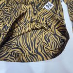 LPA Callao Button Down in Tiger XXS Photo 7