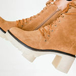 Source Unknown Tan Suede Lace-Up Ankle Boots Photo 2