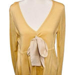 NWOT Moda International V Photo 0