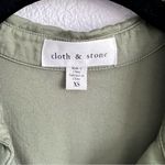 Cloth & Stone  Roll-Tab Boxy Buttondown Shirt Photo 4