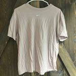 Nike women’s essentials boyfriend tee Photo 0