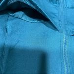 Fabletics Kimmy Jacket Baltic Teal Full Zip size small thimb holes breathable Photo 5