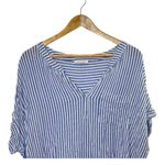 BeachLunchLounge  Blue & White Stripe V-Neck Lightweight Top Women's XL Photo 1