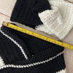 Handmade • Crochet Set 5 Pieces • Black & White • Buttons • Headband • Neck Warm Photo 14