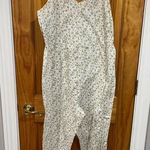 Hatch The Lucy Womens White Green Ruffle Floral V Photo 0