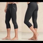 Athleta ‎ Relay Capri Yoga Leggings Small Tall ST Photo 4