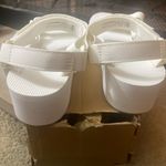 Teva WHITE FLATFORM UNIVERSAL SANDALS NWT size 7 Photo 5