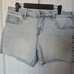 True Religion  Mid Rise Jayde Shorts W30 Light Wash Photo 0