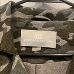 Tart Collections Women's Black and Gray camo lightweight Jacket with zippers Size XS Photo 1