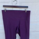 Old Navy  Women’s Leggings Purple Plum Active Go Dry Gym XL Photo 3