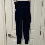 Beyond Yoga Beyond the Bump Out of Pocket High Waisted Maternity Leggings Medium Blue Photo 2