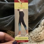 Tangerine NWT  Color Block Capri, XL Photo 5