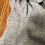 Neiman Marcus  Round Neck Long Sleeve Star Sweater‎ Grey size M Photo 7