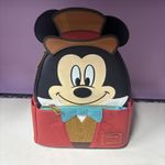 Lounge Fly Disney limited edition hard tag mickeys christmas carol Photo 0