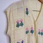 Vintage Handmade Knit Cardigan Sweater Vest Flowers Cottagecore Pink Purple Size undefined Photo 3