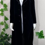 Vintage 1970’s velvet, plush, long, goth style coat Size L Photo 7