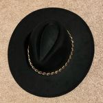 Black Rancher Hat With Link Chain Photo 1