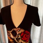 Infamous Womens Size Medium Black Skull Tattoo Roses Short Sleeve Shirt‎ V Photo 6