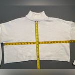 Elenza by L&L‎ white boxy turtleneck sweater, cropped, long sleeve.sz sm Photo 2