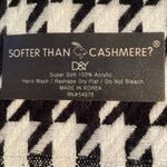 Softer Than Cashmere Houndstooth Scarf Black Photo 2
