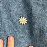 Harper Heritage  Daisy Embroidered Denim Shorts Size 29 Photo 5