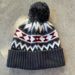 Old Navy  Knit Cuffed Beanie Gray White Red Aztec stripes snowboarding ski Sz S Photo 1