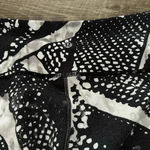 Lululemon Black and white  pants size 4 Photo 6