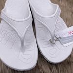 Aetrex lynco fiji orthotic comfy white flip flops women Size 11 Photo 11