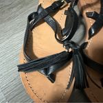 Kate Spade  Clorinda Flat Pebbled Black‎ Leather Tassel Sandal Size 6M Photo 3