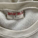 Taylor Swift  Loving Him Was Red Swaetshirt size Large Red Album Photo 4