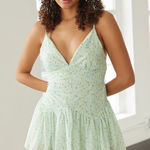 Delilah Floral Romper small nwt Green Photo 0