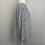 NYDJ Black/White Abstract Print Pleat Back Blouse Size Small Photo 1