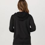 Vuori  Halo Performance Hoodie Size XL Photo 1