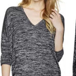 Wilfred Aritzia  Free Devinette V-Neck Sweater Pullover Women's Large Gray Cozy Photo 0